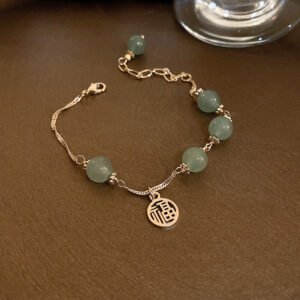 Charm Bracelet με Πράσινες Χάντρες & Σύμβολο Καλοτυχίας – 18K Επιχρυσωμένο 304 Stainless Steel
