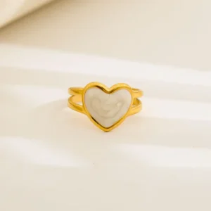 Επιχρυσωμένο Δαχτυλίδι «Pearl Heart» από Ανοξείδωτο Ατσάλι