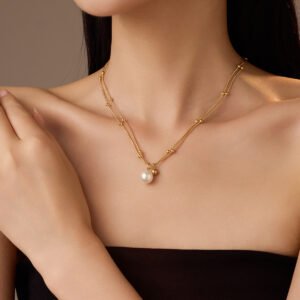Πολυεπίπεδο Κολιέ από Ατσάλι Τιτανίου 18K Επιχρυσωμένο